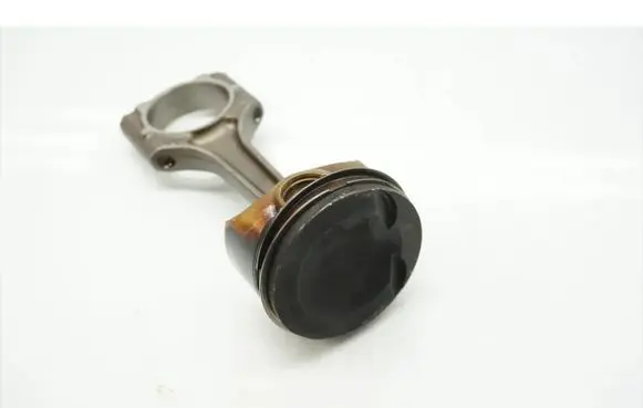 Volkswagen Golf SportWagen Piston with connecting rod 