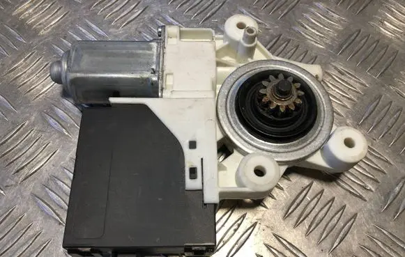 Volvo V50 Rear door window regulator motor 30724757 994584107