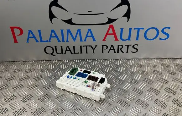 Opel Astra L Fuse box set 9861984280