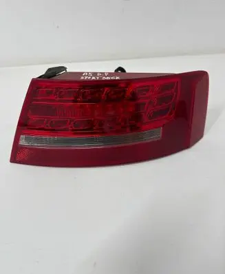 Audi A5 8T 8F Rear/tail lights 8T8945096D