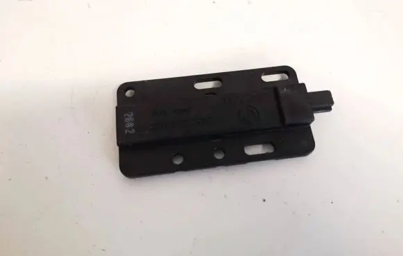 Antenna control unit