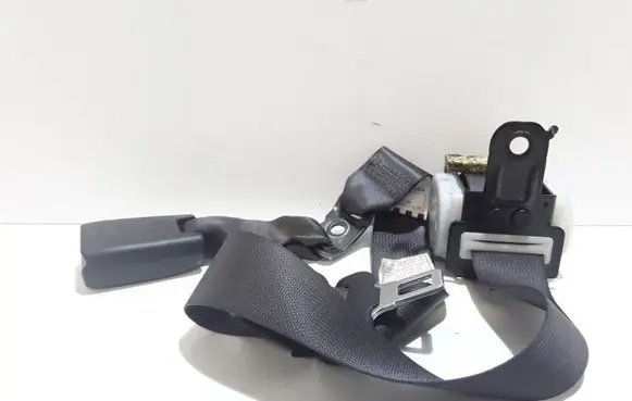Lexus IS 220D-250-350 Middle seatbelt (rear) TKAF0EF702