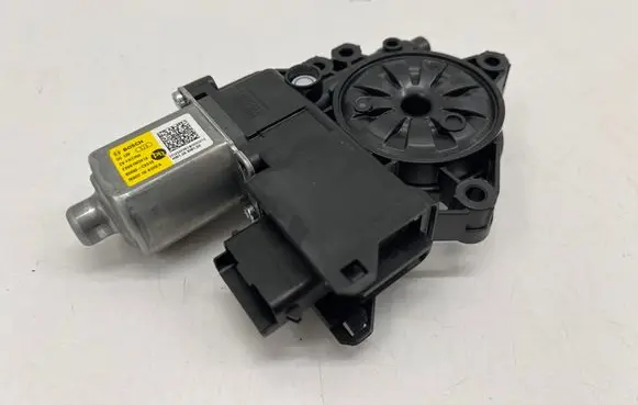 KIA EV6 Front door window regulator motor 82460CV010