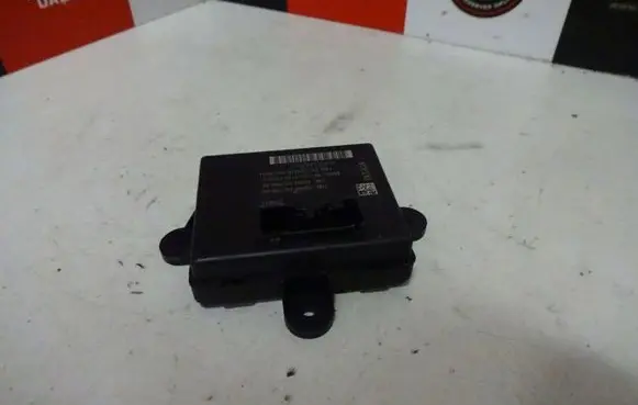 Volvo S60 Door control unit/module 31318963