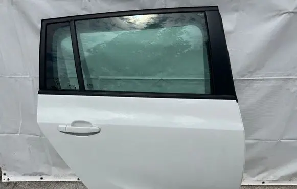 Rear door