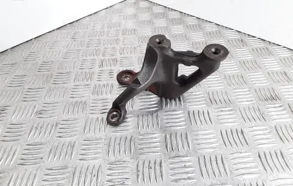 Citroen C4 Grand Picasso Engine mounting bracket 9687262980
