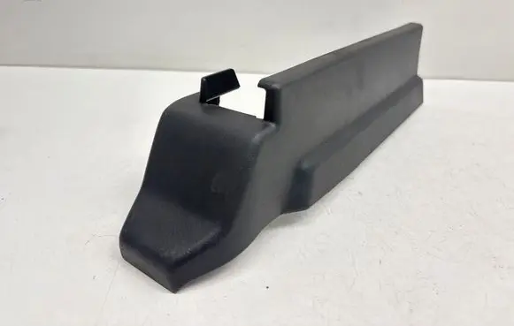 Toyota Verso Front driver seat rail trim 721240F020