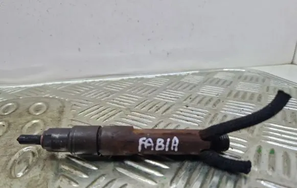 Skoda Fabia Mk1 (6Y) Fuel injector