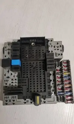 Volvo S80 Fuse box set 08696098 08696040