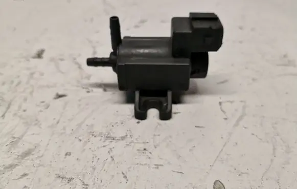 Opel Zafira B Turbo solenoid valve 722448001 08T178