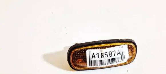 Land Rover Freelander Front fender indicator light 