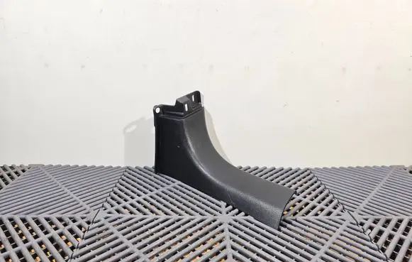 Lexus RX 330 - 350 - 400H Rear sill trim cover 6475448020