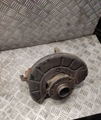 Seat Leon (1P) Front wheel hub 