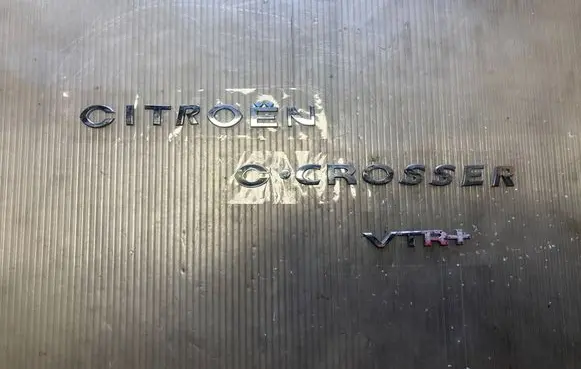 Citroen C-Crosser Rear loading door model letters 
