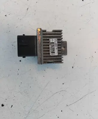 Peugeot 508 Glow plug pre-heat relay 9663824880 AV6112A343BA