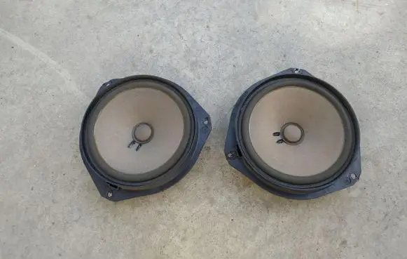 Ford Ka Front door speaker