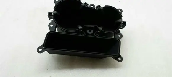 Cup holder front