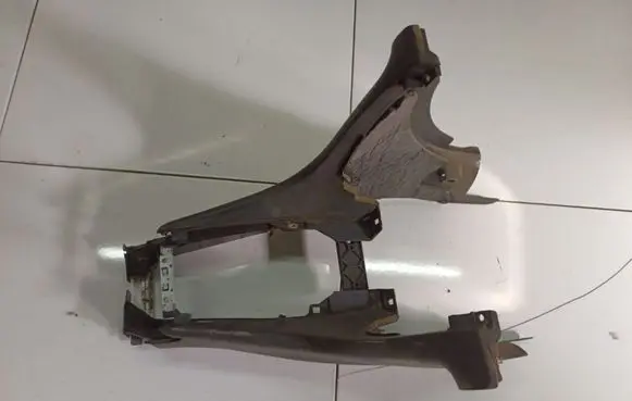 Audi A6 S6 C5 4B Center console 