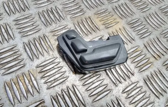 Mercedes-Benz ML W166 Seat control switch A1669063700 10019957