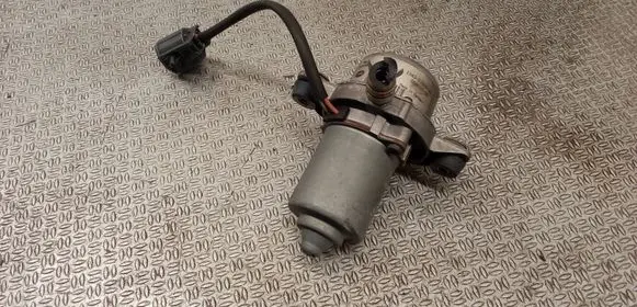 Jaguar X-Type Vacuum pump 1X432C506AA