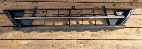 Ford Transit Custom Front bumper lower grill 17K946