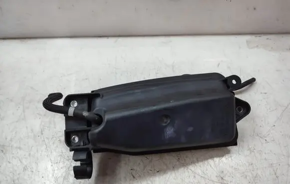 Vacuum air tank