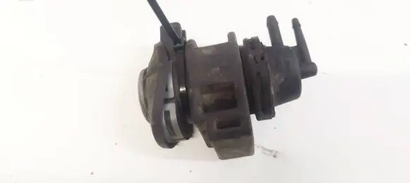 Renault Laguna III Turbo solenoid valve