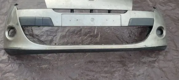Renault Megane III Front bumper