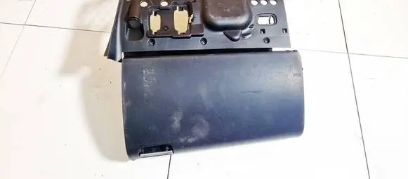 Mercedes-Benz ML W164 Glove box a1646800517 18114548