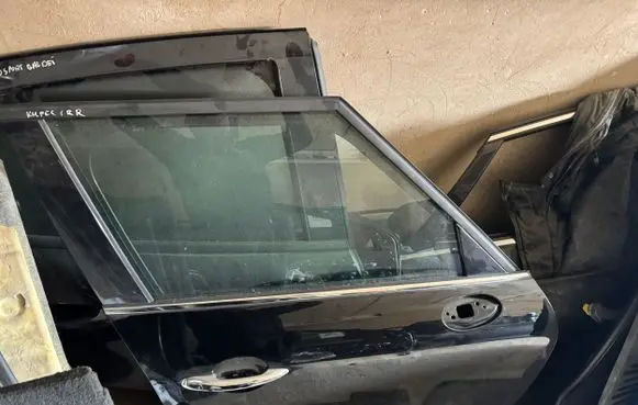 Mini Cooper Countryman R60 Front door