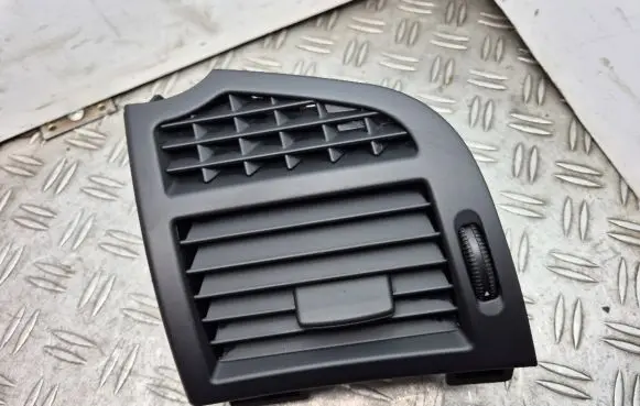 Mercedes-Benz S W221 Dashboard side air vent grill/cover trim A2218300154