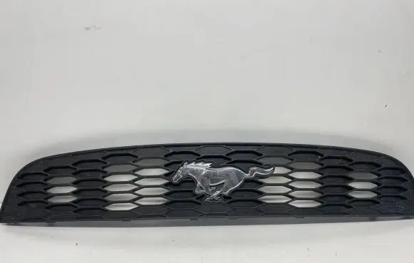 Ford Mustang V Front grill DR338200ACW DR338150ACW