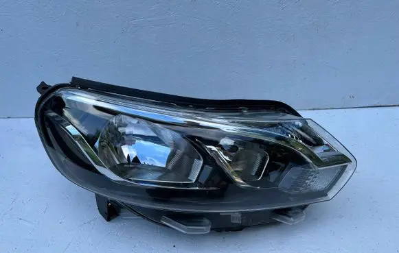 Toyota Proace Headlight/headlamp 9808581180