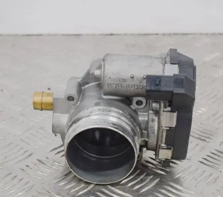 BMW X3 F25 Throttle valve 7588625