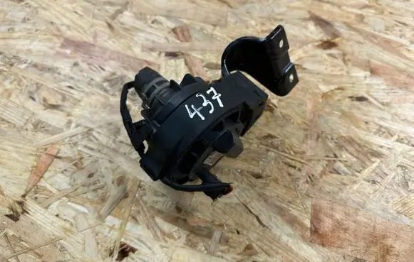 Volkswagen ID.4 Electric auxiliary coolant/water pump 1EA965567D