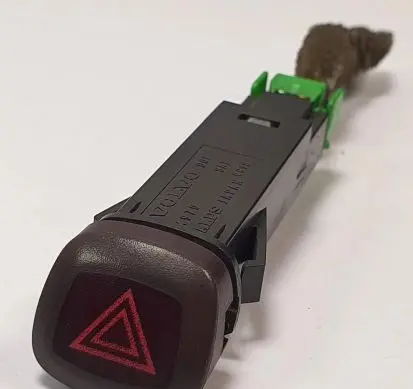 Volvo XC90 Hazard light switch 9168302