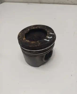 Piston
