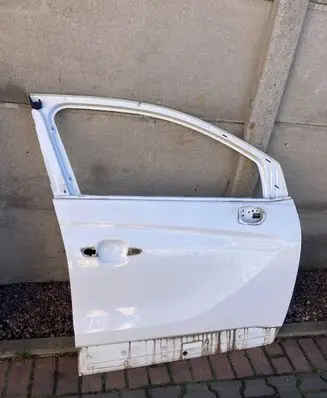 Opel Crossland X Front door 39141295