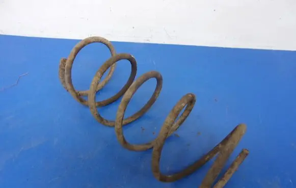Nissan Sunny Rear coil spring