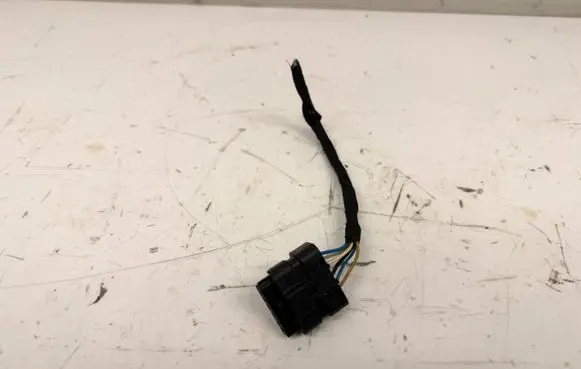 Dacia Duster II ABS module connector plug D2KOSTPRZ1