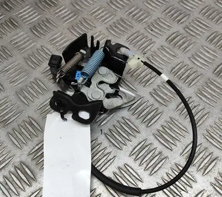 Engine bonnet/hood lock/catch