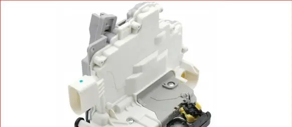 Audi A4 S4 B7 8E 8H Front door lock 
