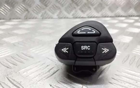 Nissan Primera Head unit multimedia control 