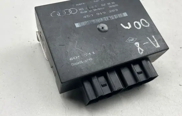 Audi A8 S8 D2 4D Parking PDC control unit/module 4D0919283