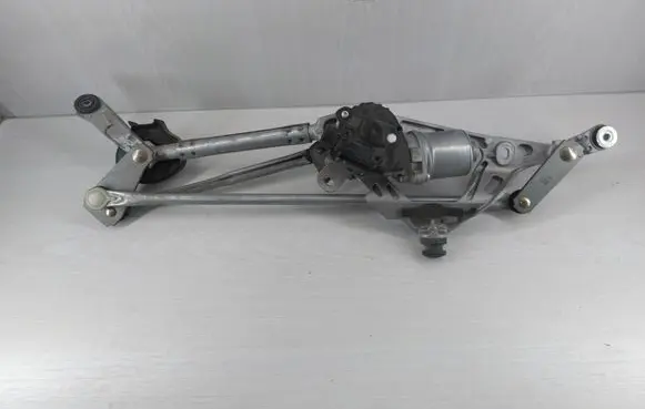 Lexus CT 200H Front wiper linkage and motor 8511028250 1593006410