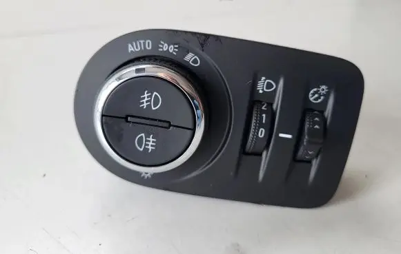 Opel Mokka B Light switch 9836300180