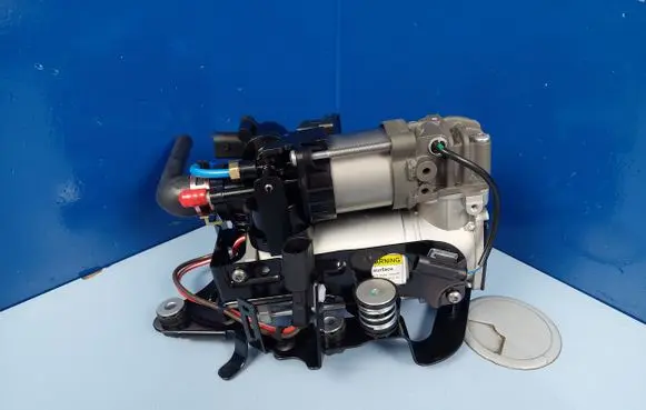 BMW 7 G11 G12 Air suspension compressor/pump 37206861882 37206861682 4154039200