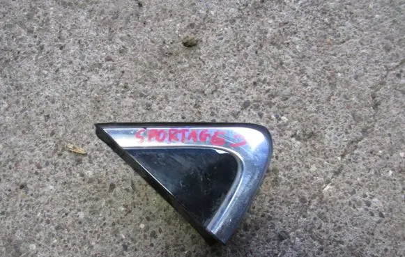 KIA Sportage Fender end trim 86190D9000
