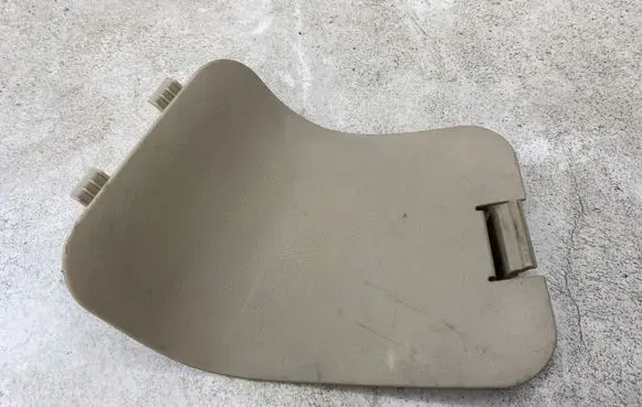 Toyota Prius (XW20) Tail light bulb cover holder 6474647010