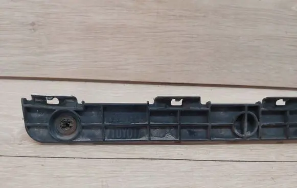 Toyota Camry Dash center air vent grill 52157-06010